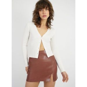 Aritzia Tempest Skirt Size 8